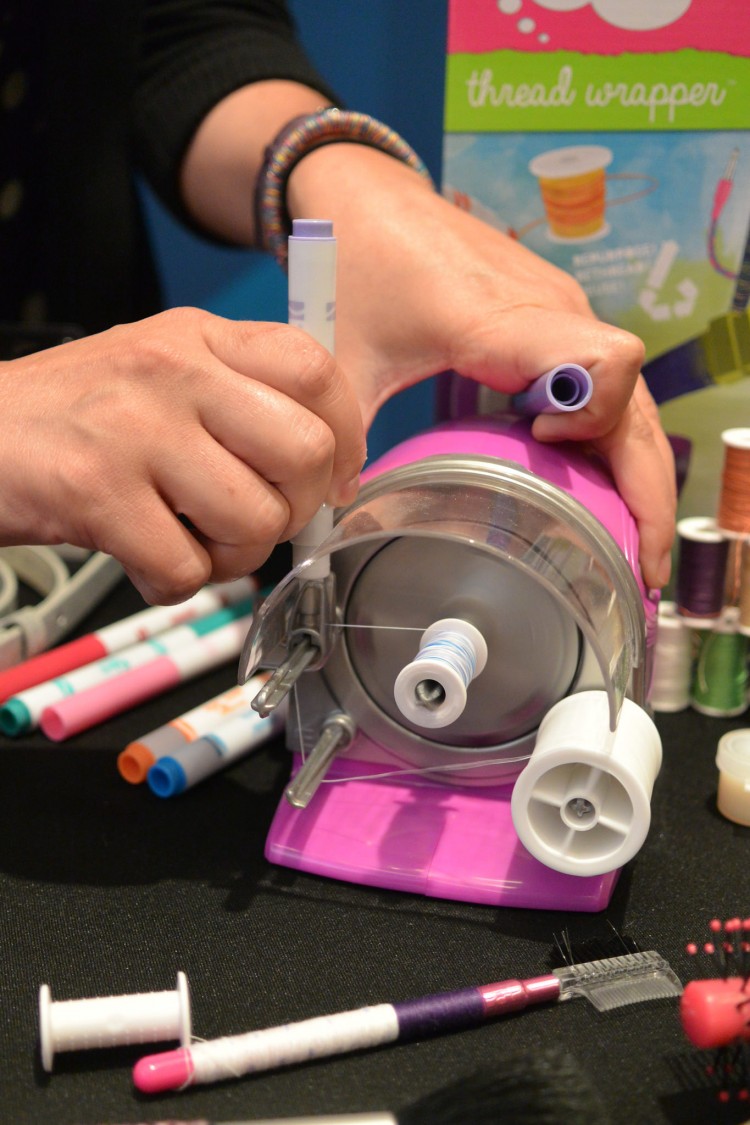 Crayola Thread Wrapper